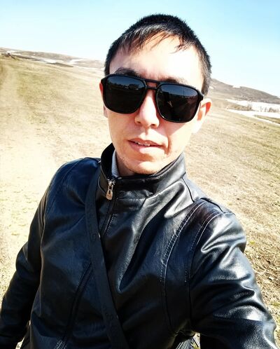 -,   Nomad, 30 ,   ,   , c 