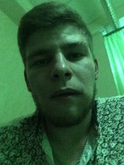  ,   Alest, 32 ,   
