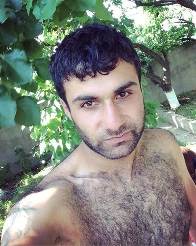  ,   Marat, 32 ,   