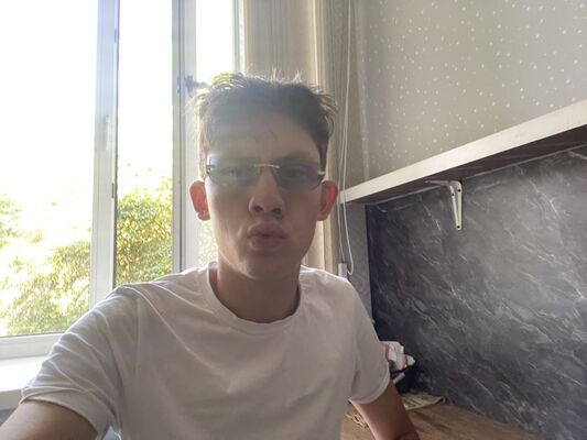  ,   Andrey, 18 ,   ,   