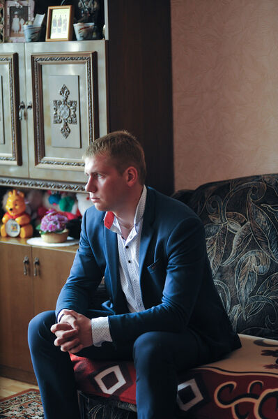  ,   Dima, 33 ,   