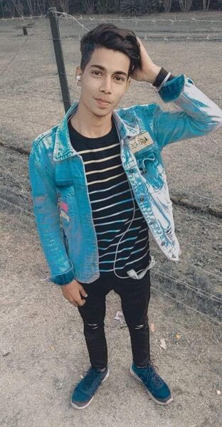  -,   Ali Hussain, 23 ,   ,   