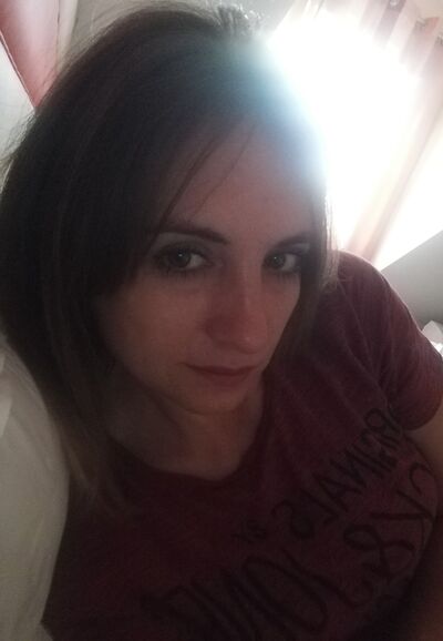  Esch-sur-Sure,   Svetlana, 40 ,   ,   