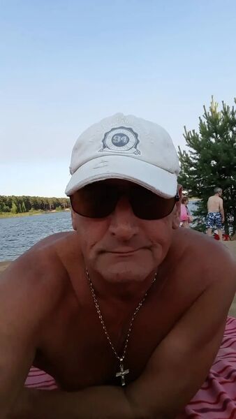  ,   Alexander, 48 ,     , c 