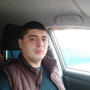  18767592  Alex, 34 ,    