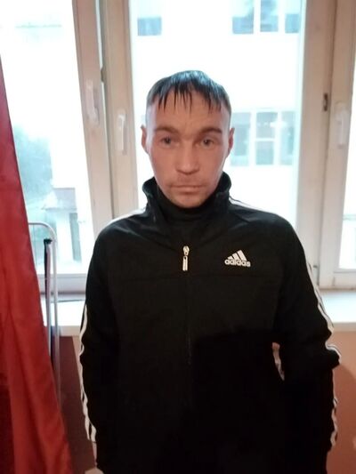  ,   Alex, 40 ,   c 