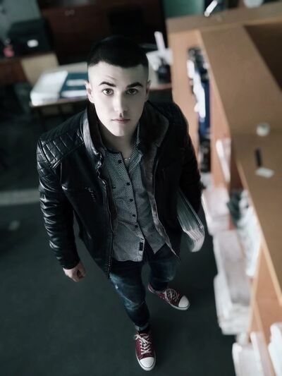  ,   Oleg, 27 ,   ,   , c 