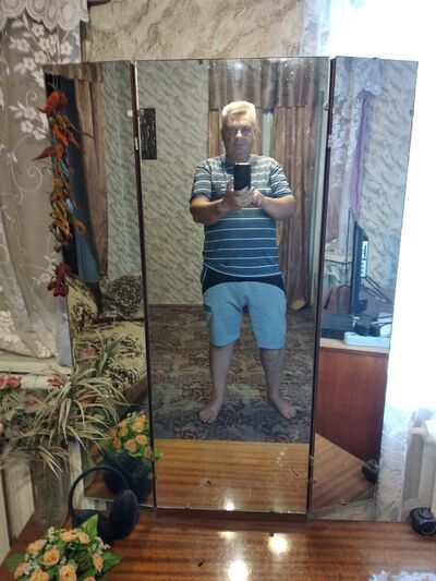  ,   Andrej, 61 ,   ,   , c 