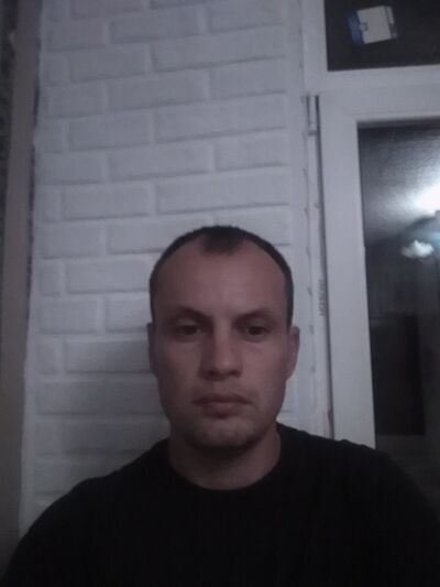 ,   Valentin, 38 ,   ,   , c 