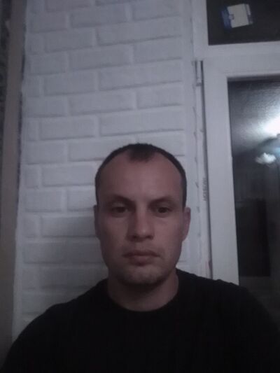  ,   Valentin, 37 ,   ,   , c 