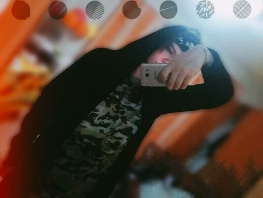  -,   Chris, 24 ,   ,   , c 
