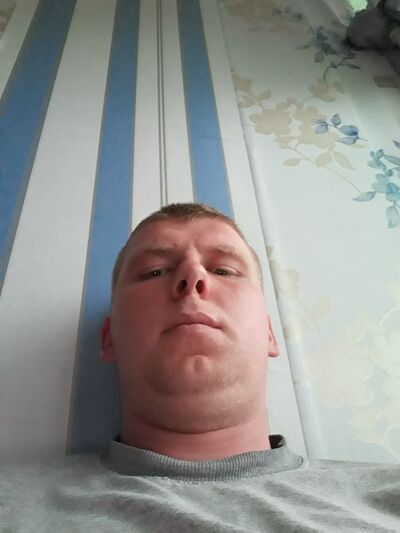  ,   Andrew, 32 ,   ,   , c 