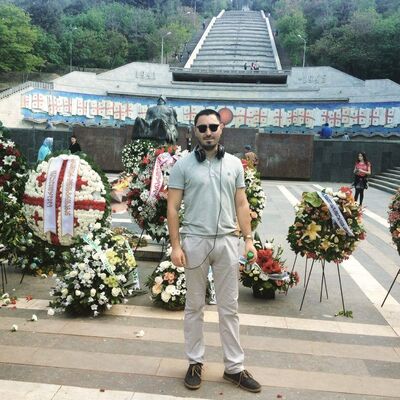  ,   Tornike, 35 ,   