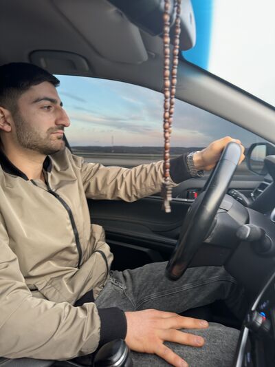  ,   Gevorg, 24 ,   ,   