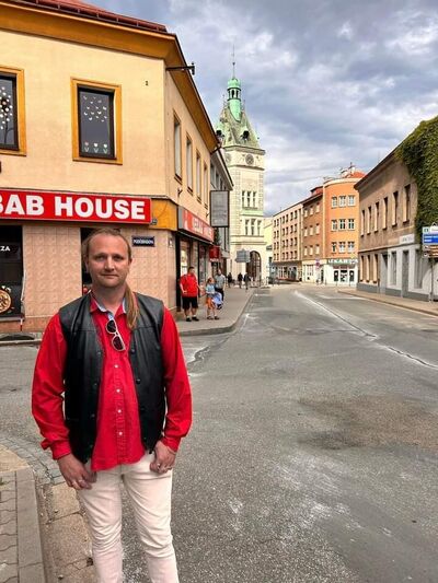  ,   Aleksander, 39 ,   , 