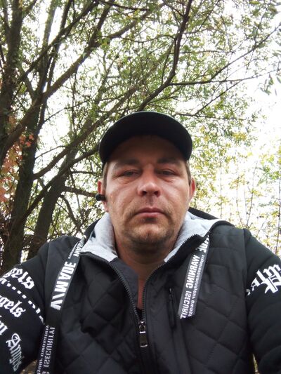  ,   Sergei, 34 ,   ,   