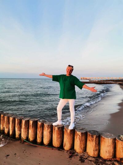  ,   Nadejda, 59 ,     , c 