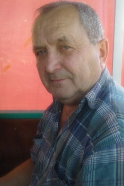  ,   Rinat, 72 ,   ,   
