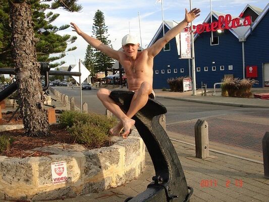  ,   Tim, 43 ,   ,   , c 