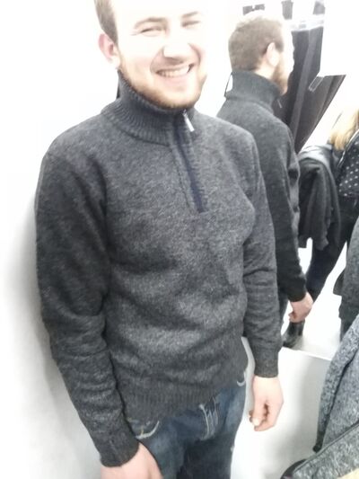  ,   Ihor, 28 ,   