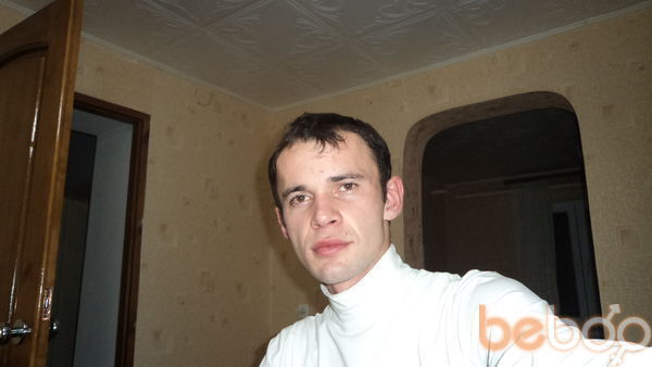  ,   Maxim, 37 ,   
