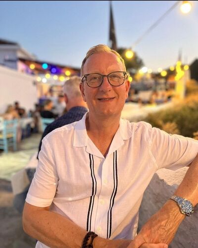  Acacia Ridge,   Owen hotham, 68 ,   ,   , c , 