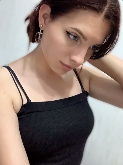  ,   Masha, 20 ,   ,   
