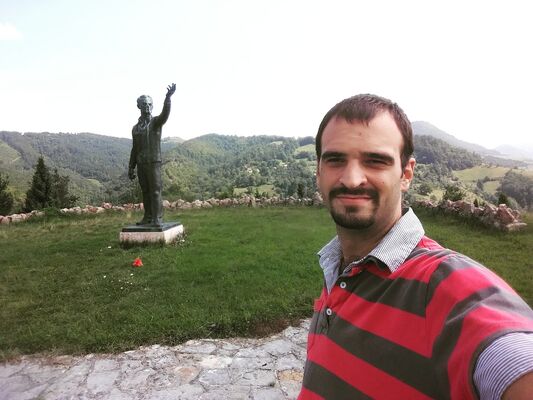  ,   Zeljko, 32 ,   ,   , c 