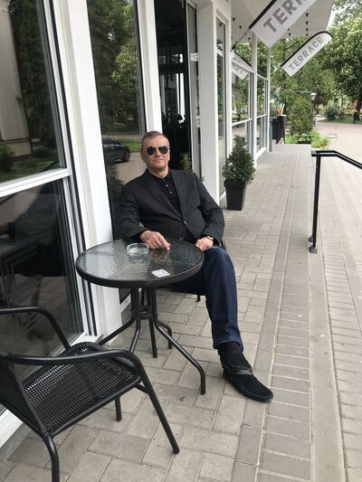  -,   Sasha, 45 ,   ,   