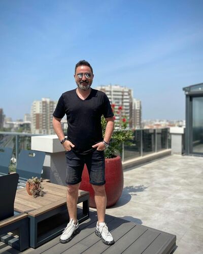  ,   Victor, 59 ,   c 