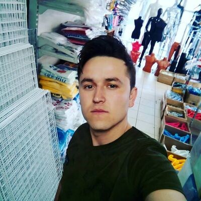  ,   Misa, 32 ,   ,   , c 