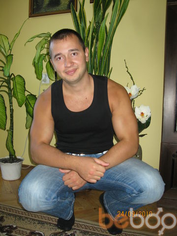  ,   Alex, 41 ,  