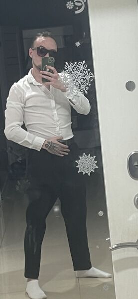  ,   Vladislav, 24 ,     , c 