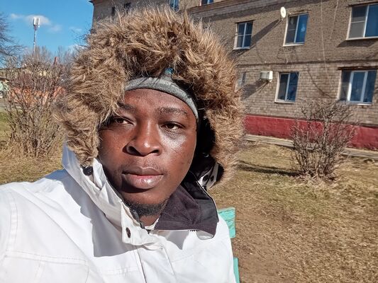  ,   Alex, 28 ,   ,   