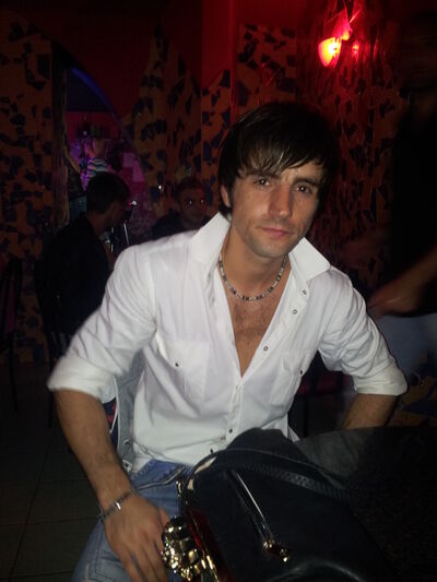  ,   Viktor, 39 ,   ,   , c 