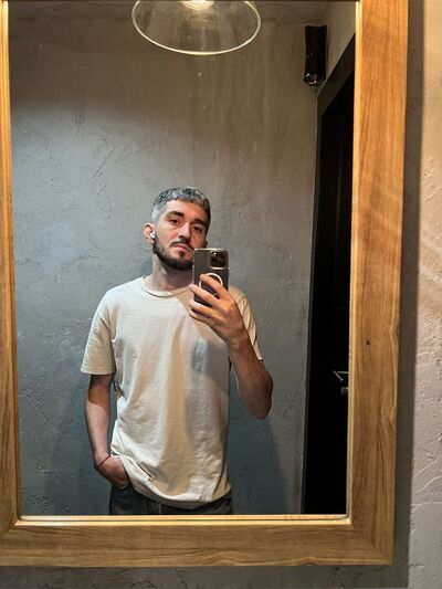  ,   Marat, 37 ,   ,   
