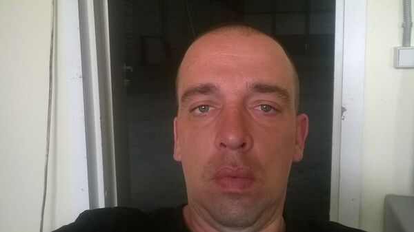  ,   Aleksei, 38 ,   ,   , c 