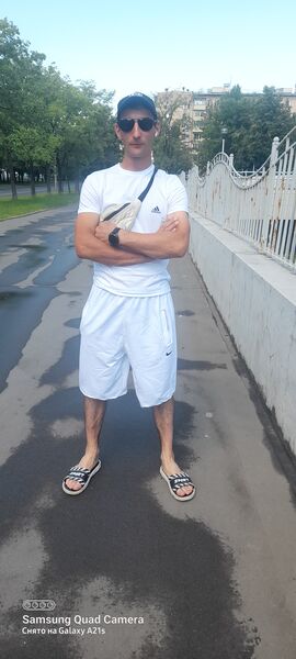  ,   Artem, 34 ,   ,   , c , 