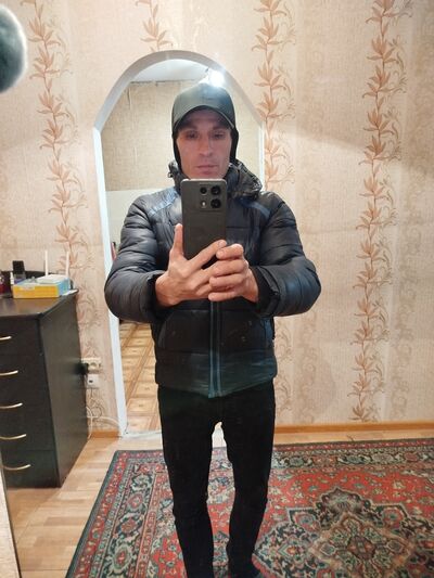  ,   Ivan, 40 ,   c 