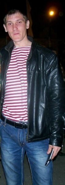  ,   Alex, 40 ,   