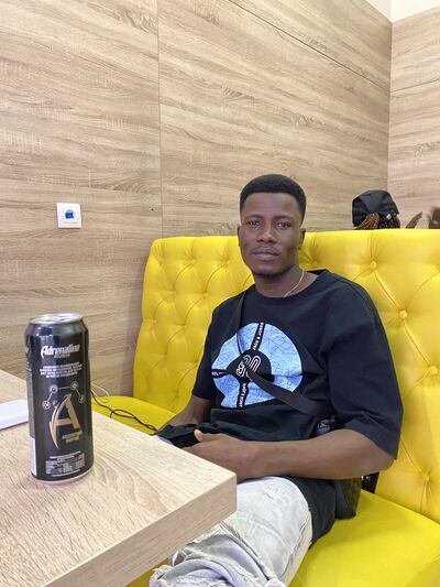  ,   Omar, 28 ,     , c 