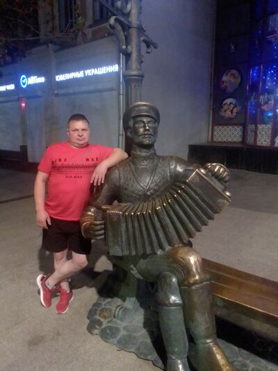  ,   Leonid, 44 ,   ,   , 