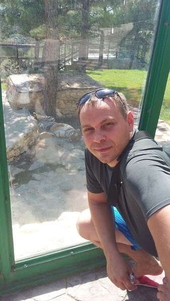  ,   Kissing, 43 ,   ,   , c , 