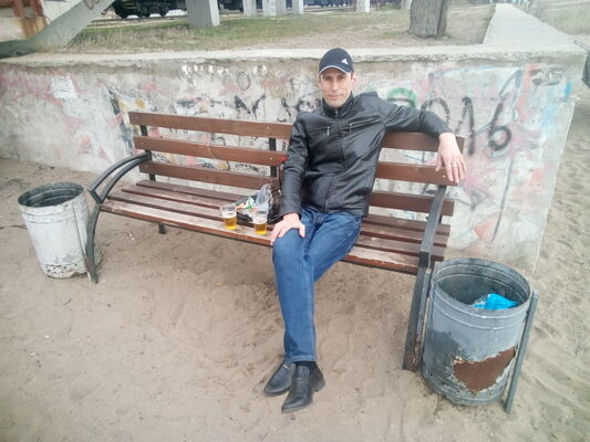  ,   Ruslan, 39 ,   ,   , c 