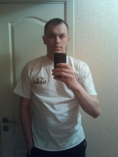  ,   Denis, 41 ,  