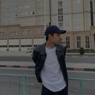  ,   Emi, 22 ,   ,   