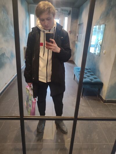  ,   Heartwen, 28 ,   ,   