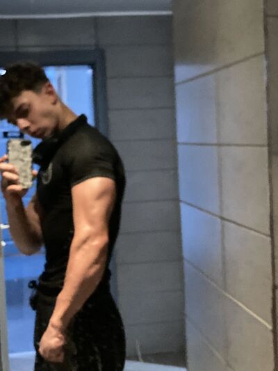  ,   Stefan, 20 ,   ,   