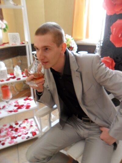  ,   Nik, 30 ,   ,   , c , 