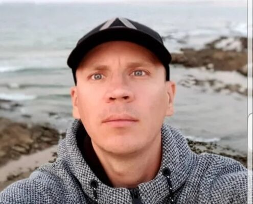  ,   Sam, 39 ,   